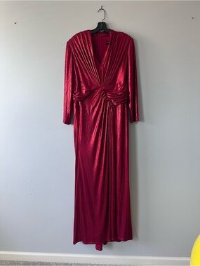 Tadashi Shoji Metallic Red V-Neck Long Sleeve Gown